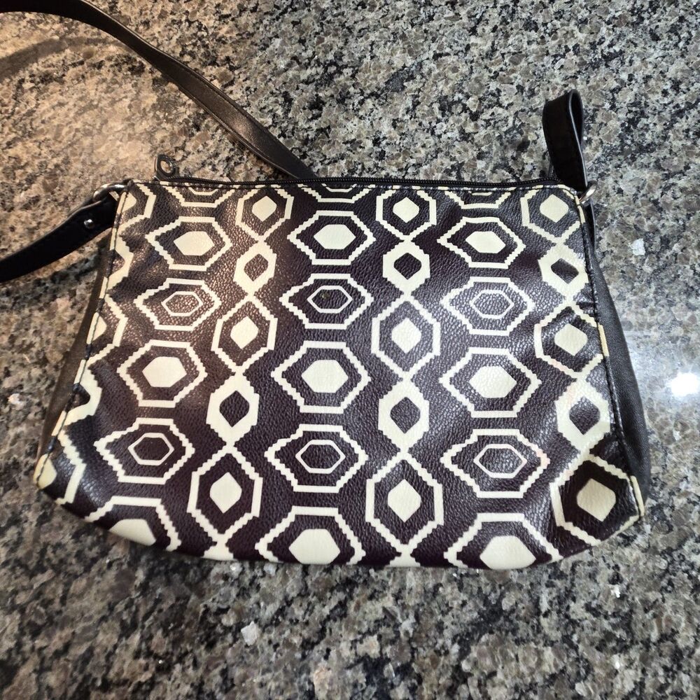 RELIC Crossbody Faux Leather Handbag Butterfly Applique Black & White - Picture 4 of 8